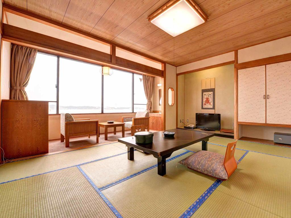 Hotel Taikairo Minamichita Habitación foto